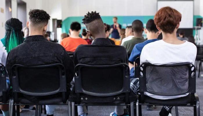 OCDE avalia pensamento criativo de estudantes em 64 países